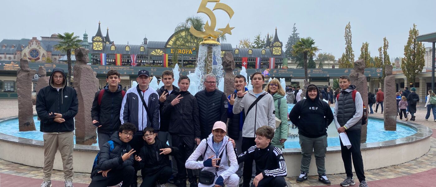 Sortie scolaire à Europa-Park : une immersion monstrueusement poétique dans l’univers de Tim Burton Sortie scolaire à Europa-Park : une immersion monstrueusement poétique dans l’univers de Tim Burton